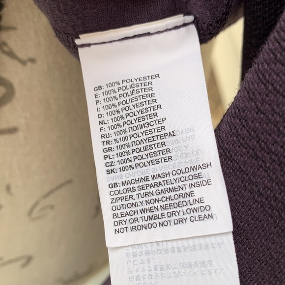 THE North Face Woman’s FlashDry Long-Sleeve Shirt - Eggplant - Picture 10 of 14